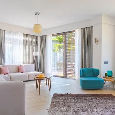 Les Sables Suits Villa